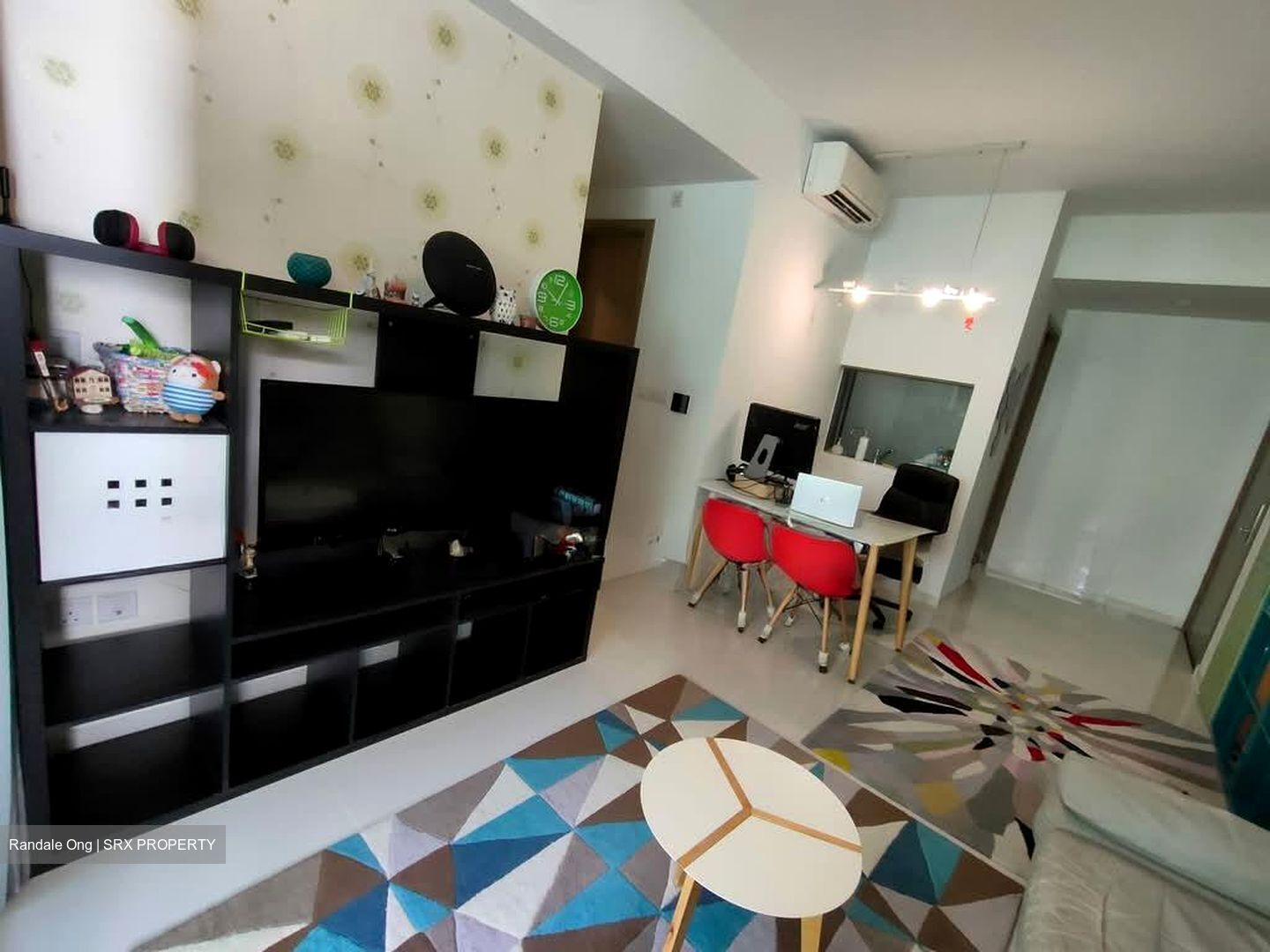 The Palette (D18), Condominium #554740161